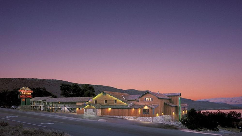 ซูเปอร์ 8 บาย วินด์แฮม การ์ดเนอร์วิลล์ โทแปซ เลก Hotel Topaz Lake ภายนอก รูปภาพ